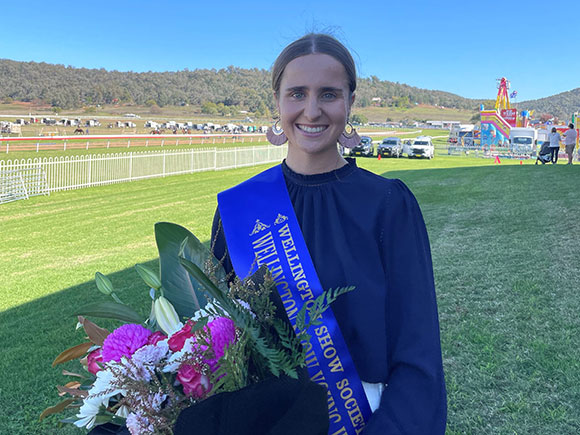 Clair Stiff | Wellington (Zone 6)